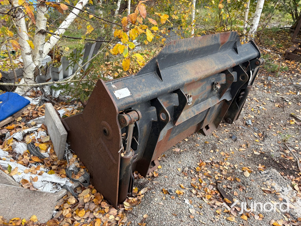 Skopa - BM-fäste, Öppningsbar botten
