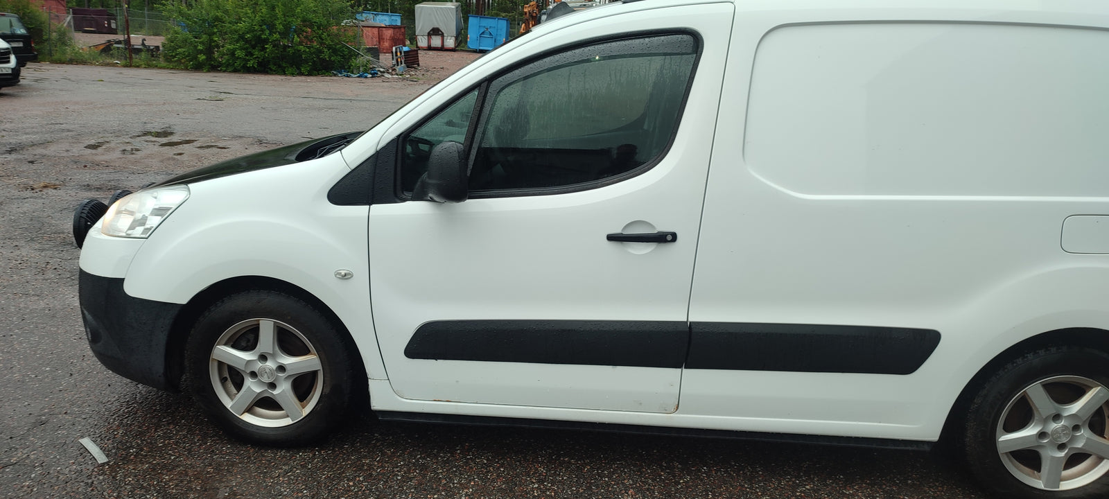 Peugeot partner van 1.6 hdi 2013