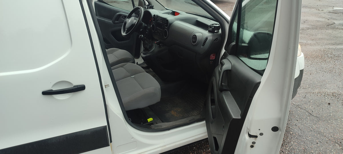Peugeot partner van 1.6 hdi 2013