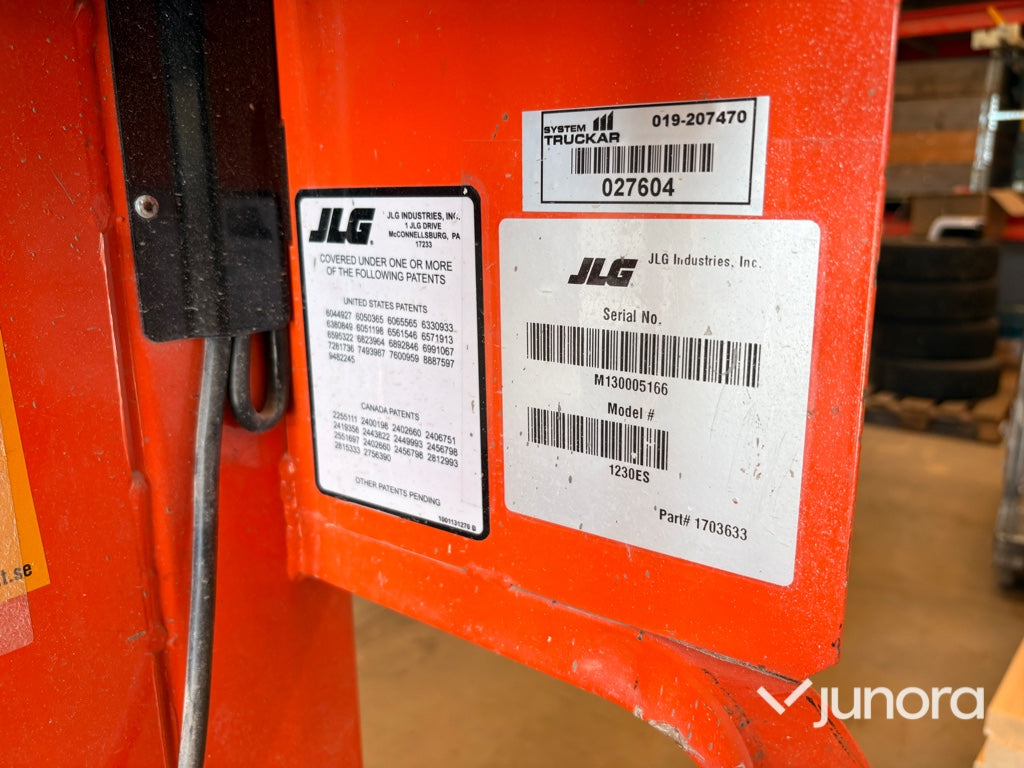 Pelarlift - JLG, 1230ES