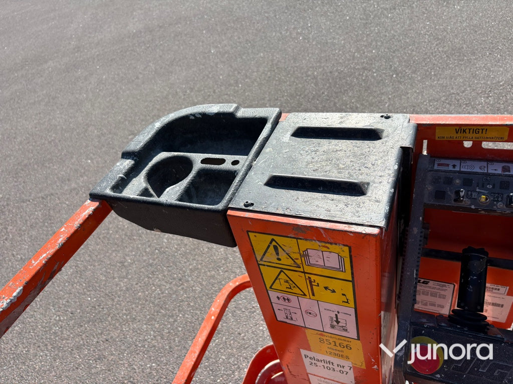 Pelarlift - JLG, 1230ES