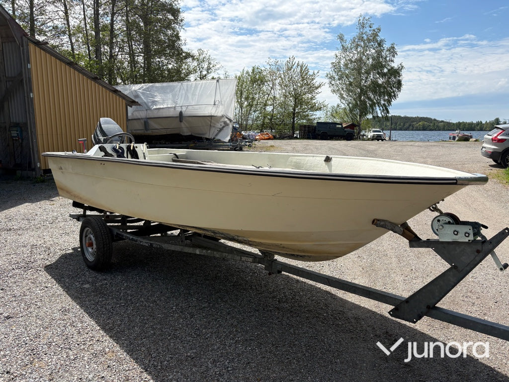 Styrpulpetbåt, Trailer - Med Yamaha, 70hk