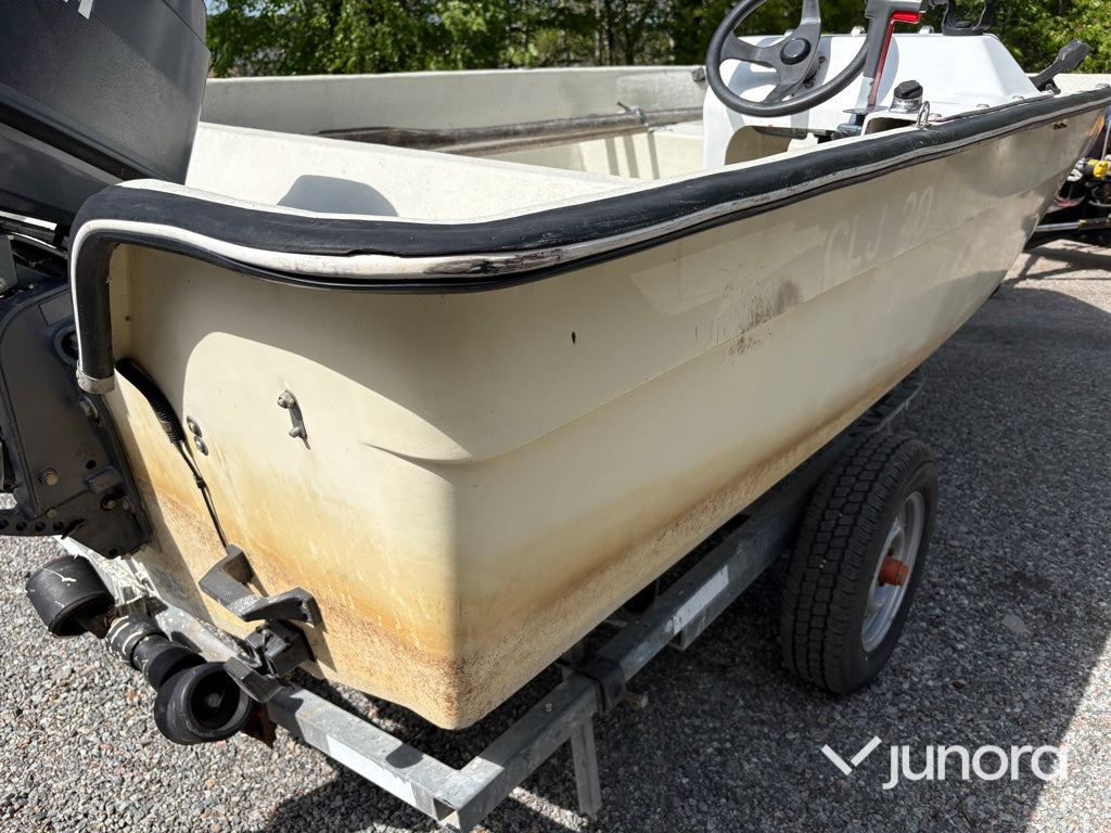 Styrpulpetbåt, Trailer - Med Yamaha, 70hk