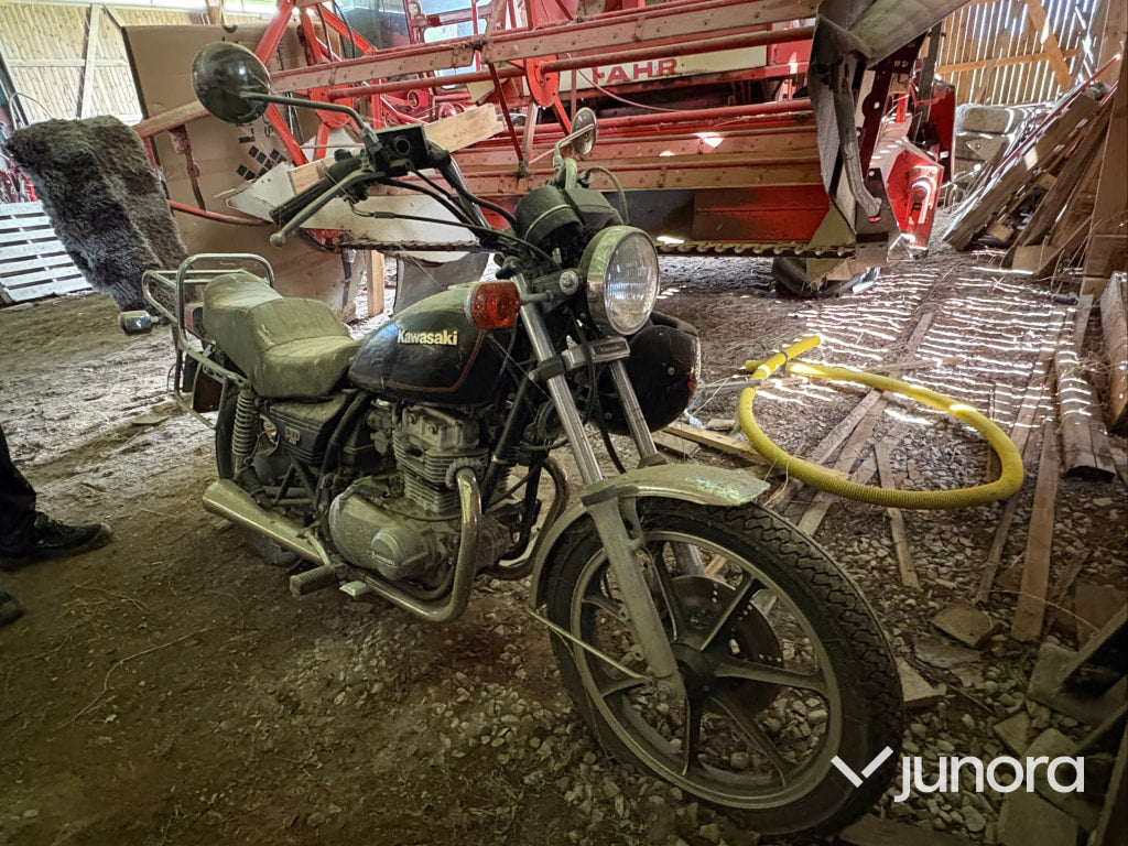 Motorcykel Kawasaki Z 400 LTD