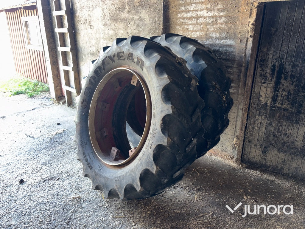 Dubbelmontage - Till traktor, Goodyear, 480/70R38
