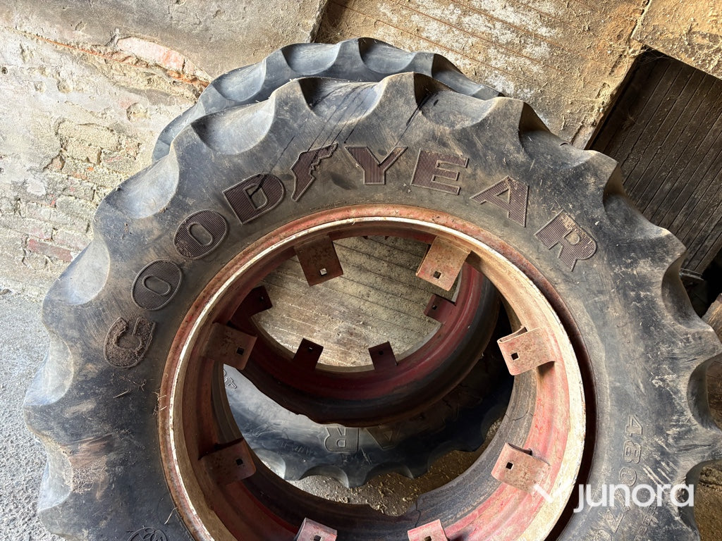 Dubbelmontage - Till traktor, Goodyear, 480/70R38