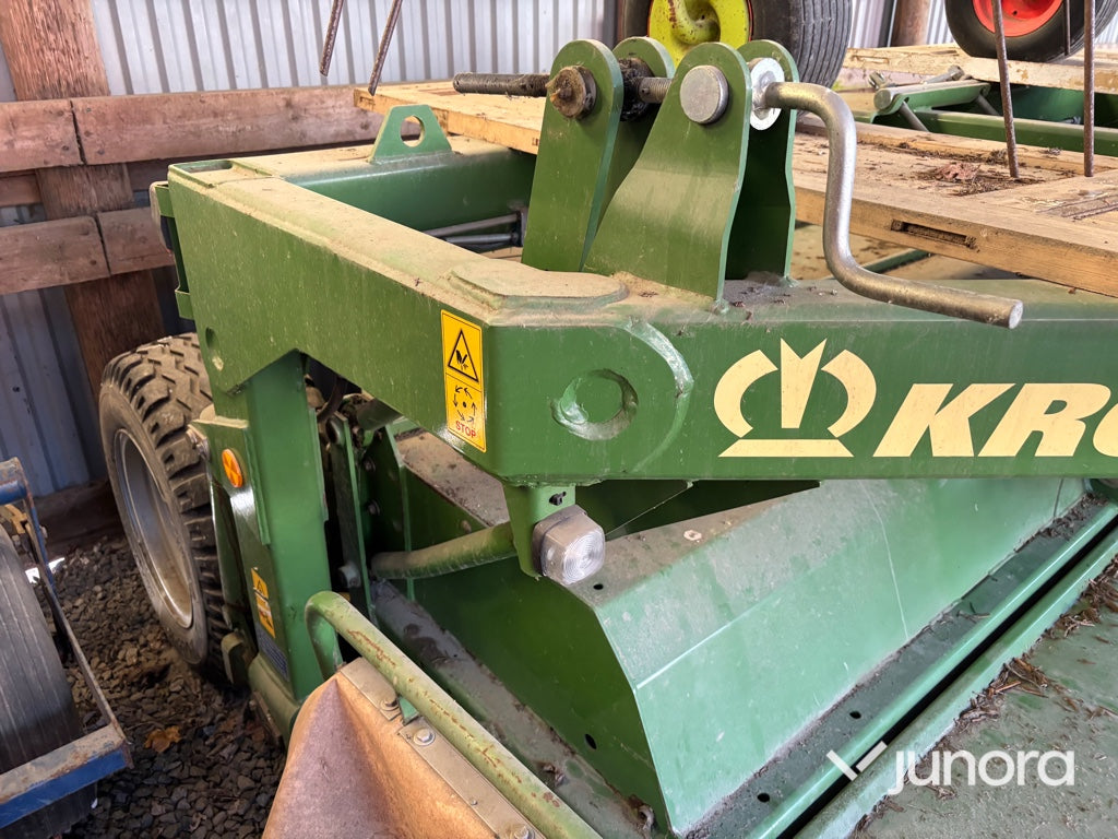 Slåtterkross - Krone EasyCut 3210 CV