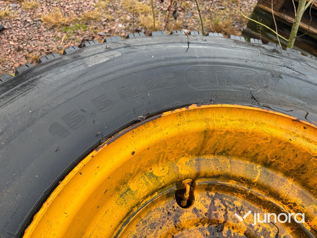 Traktordäck + fälg - Michelin