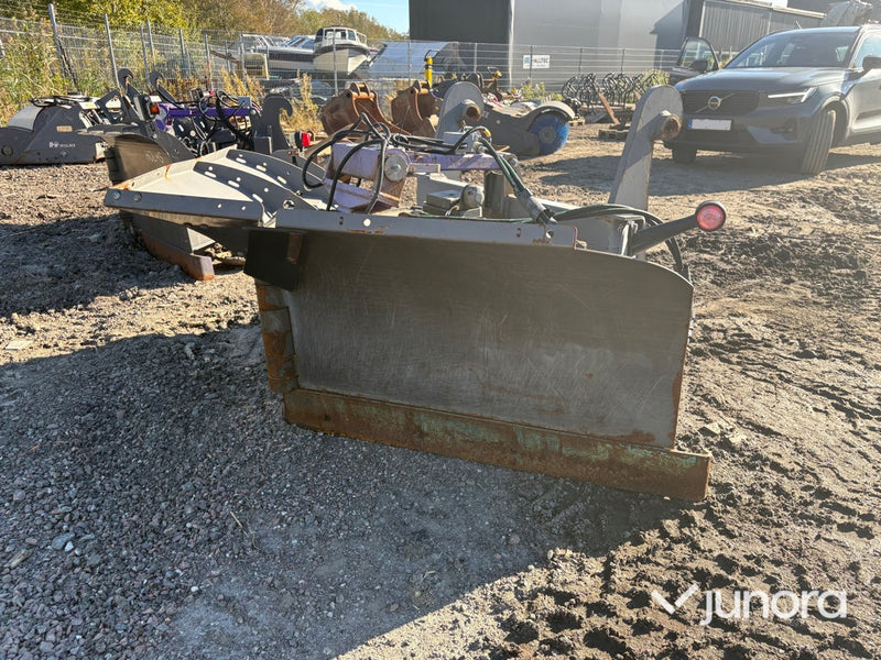 Hjullastare + Vikplog - Kramer 8115, Holms