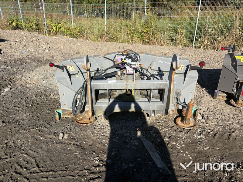 Hjullastare + Vikplog - Kramer 8115, Holms