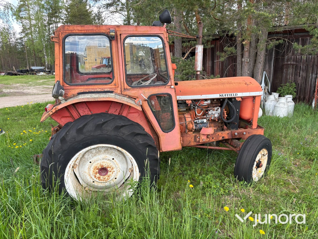 Traktor - Nuffield, 3/45