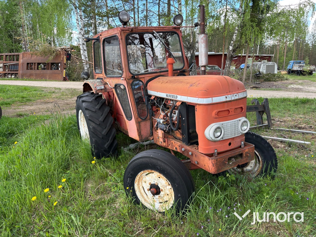 Traktor - Nuffield, 3/45