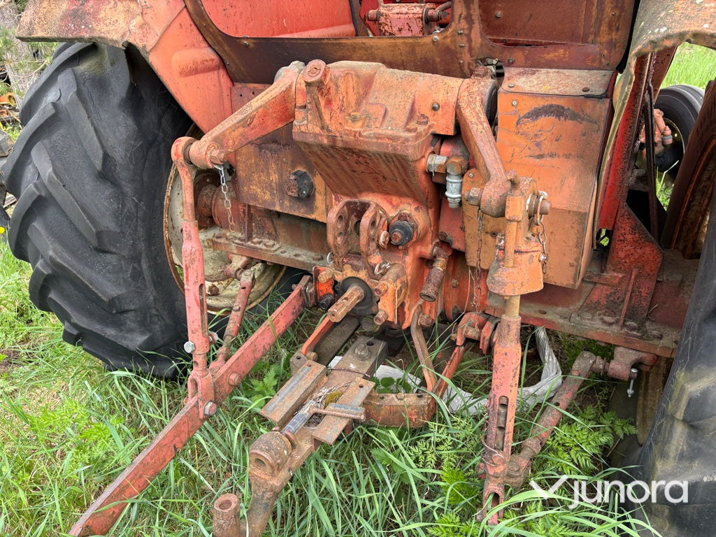 Traktor - Nuffield, 3/45