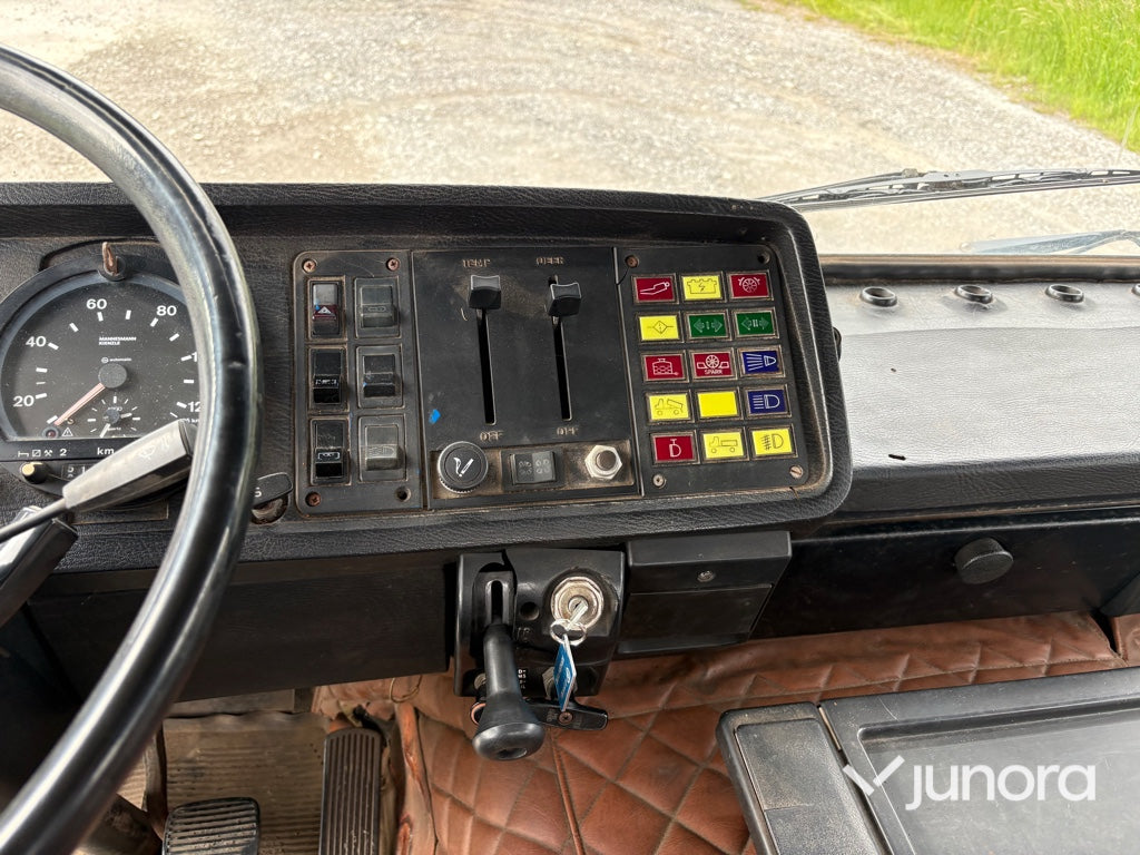 Veteranlastbil - Scania, LB 111 S 34 175