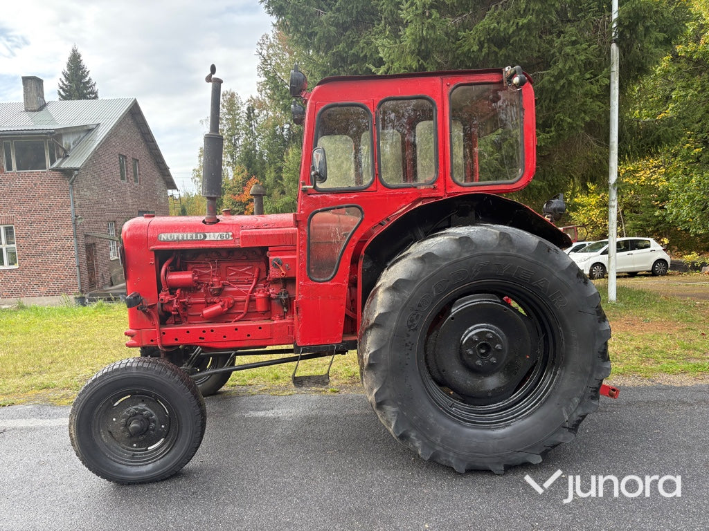 Traktor Nuffield 10/60
