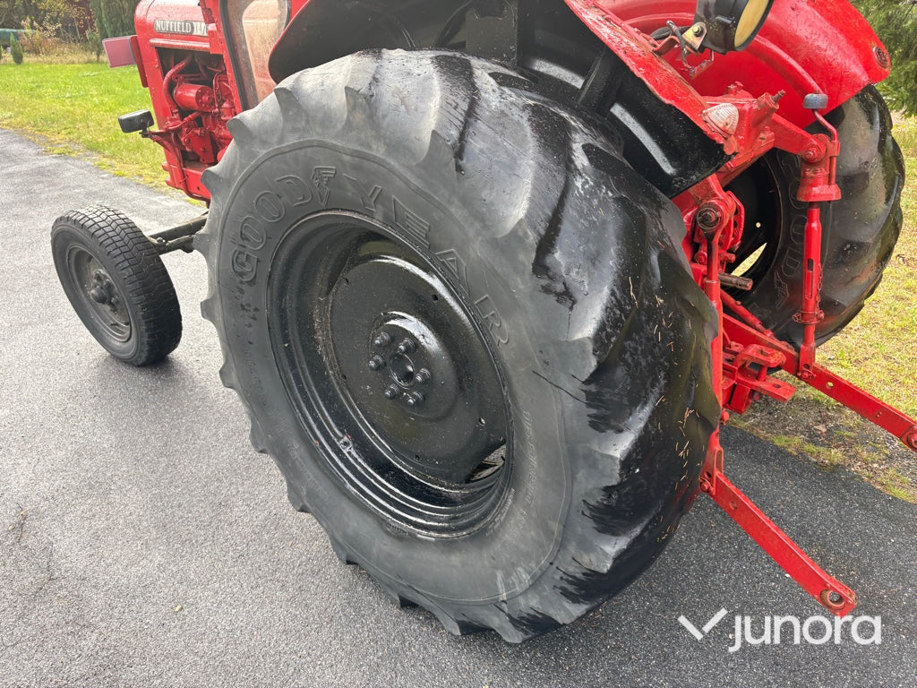 Traktor Nuffield 10/60