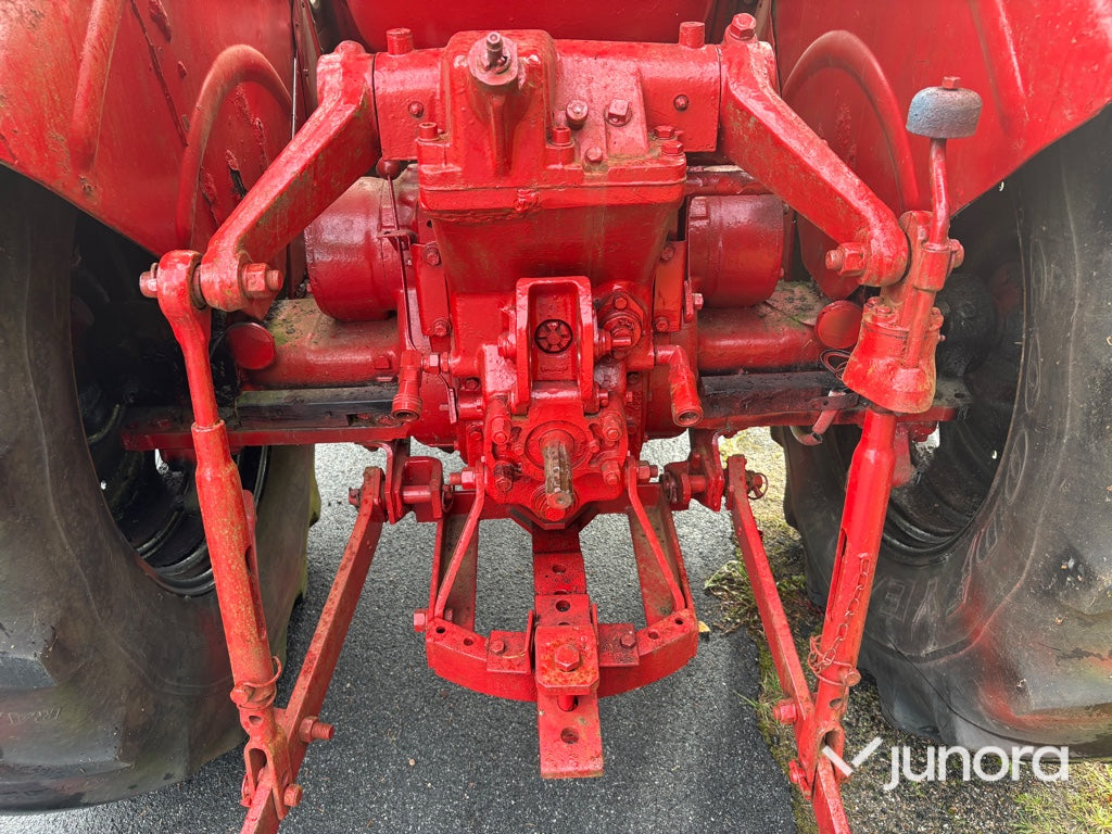Traktor Nuffield 10/60