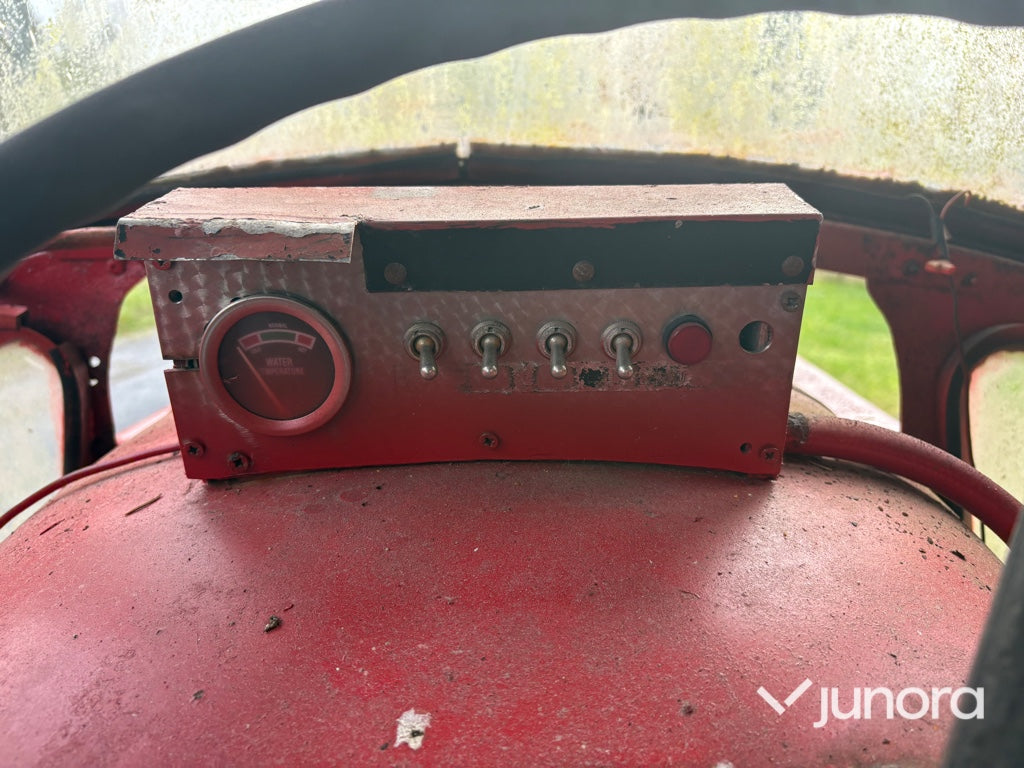 Traktor Nuffield 10/60