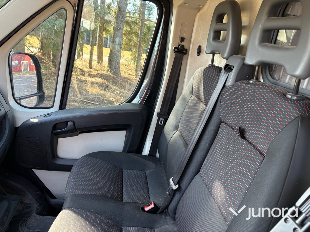Lätt lastbil - Citroën, Jumper II 2.0 BlueHDi 130