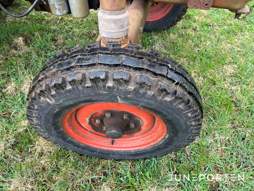 Traktor Zetor 4718