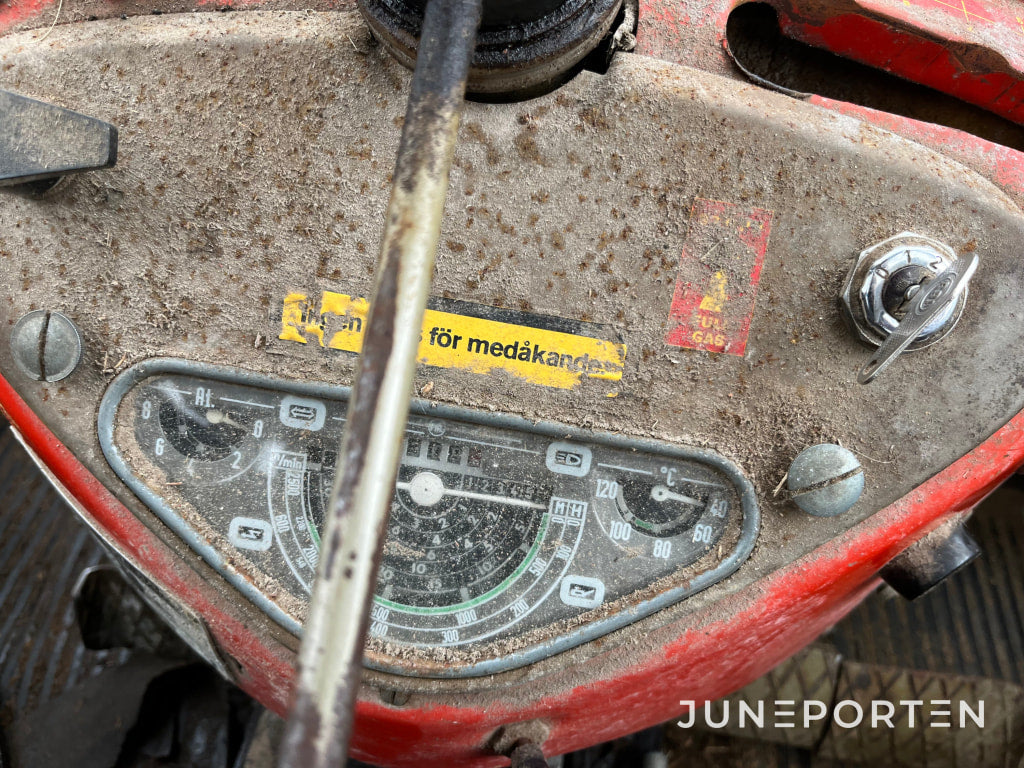 Traktor Zetor 4718
