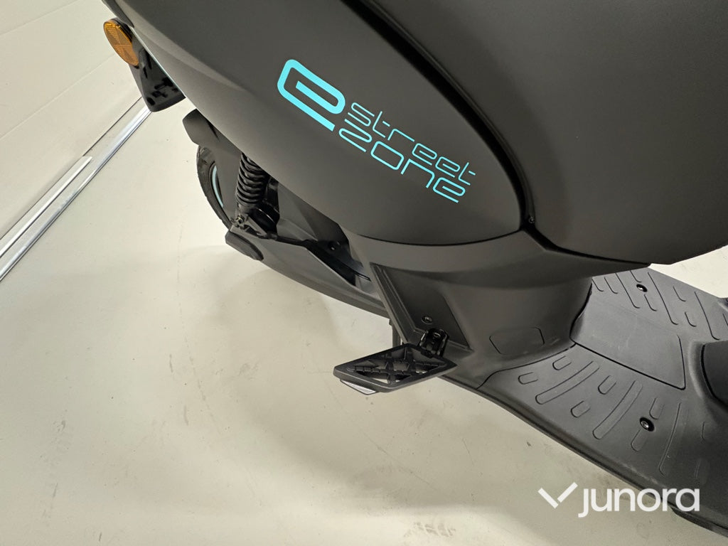 Moped - Peugeot, E-Streetzone