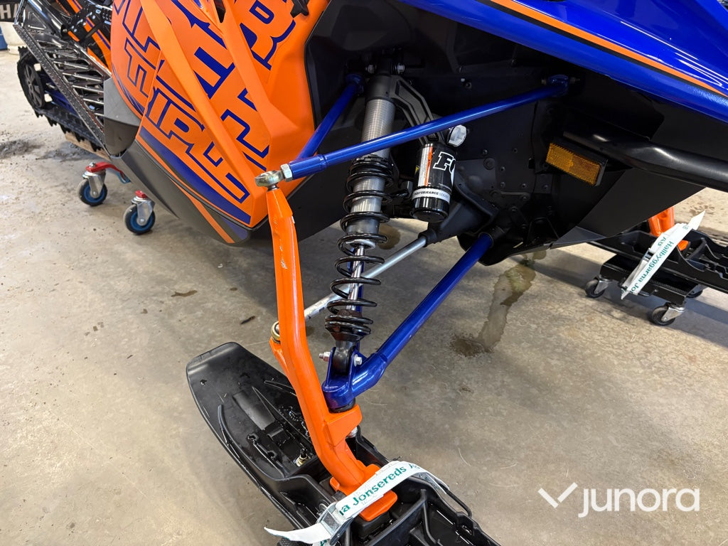 Snöskoter - Yamaha SR Viper XTX 146