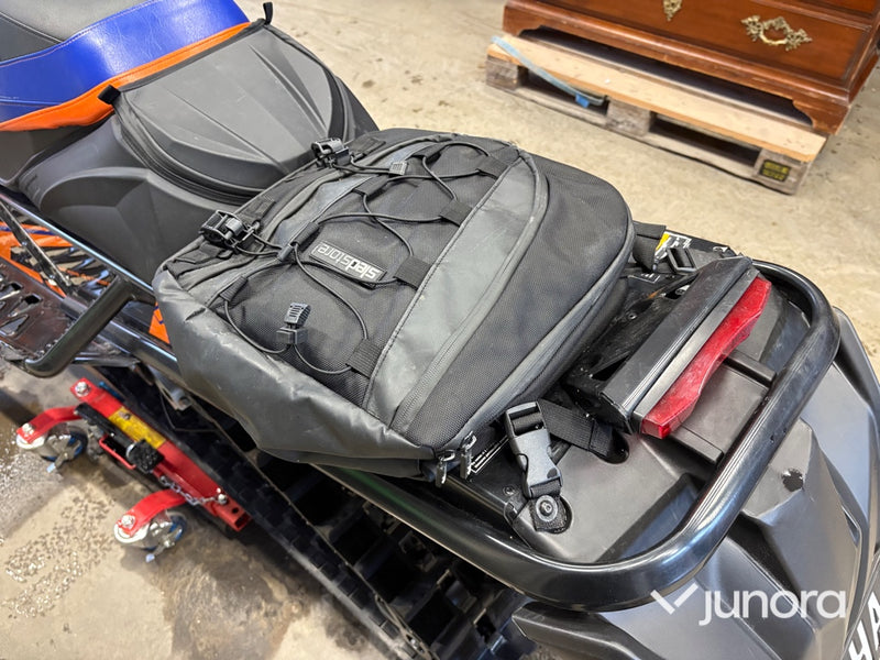 Snöskoter Yamaha SR Viper XTX 146