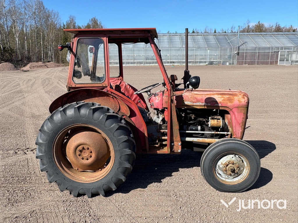 Traktor - Massey Ferguson, MF 35