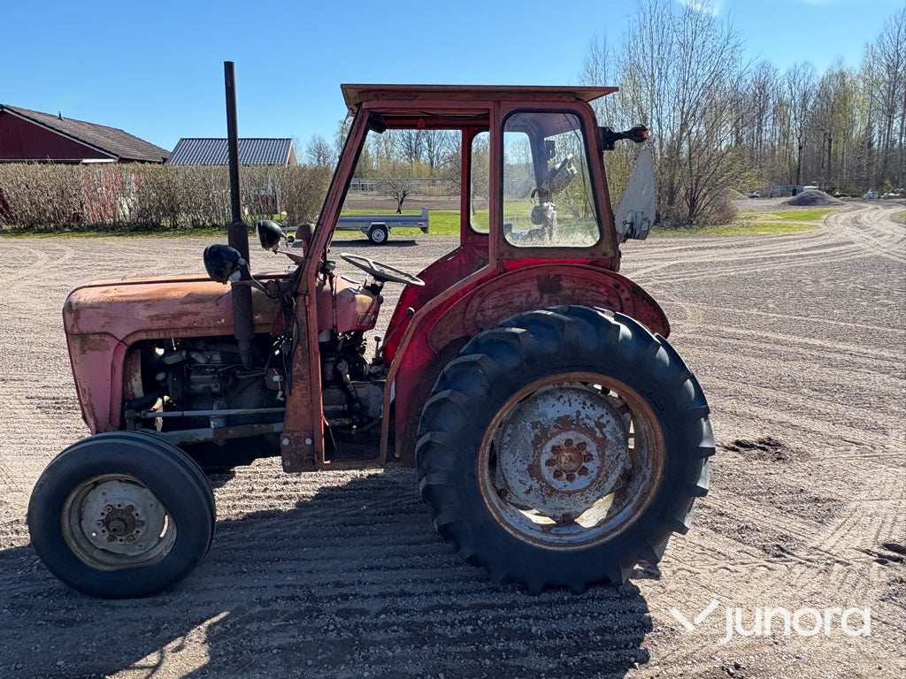 Traktor - Massey Ferguson, MF 35