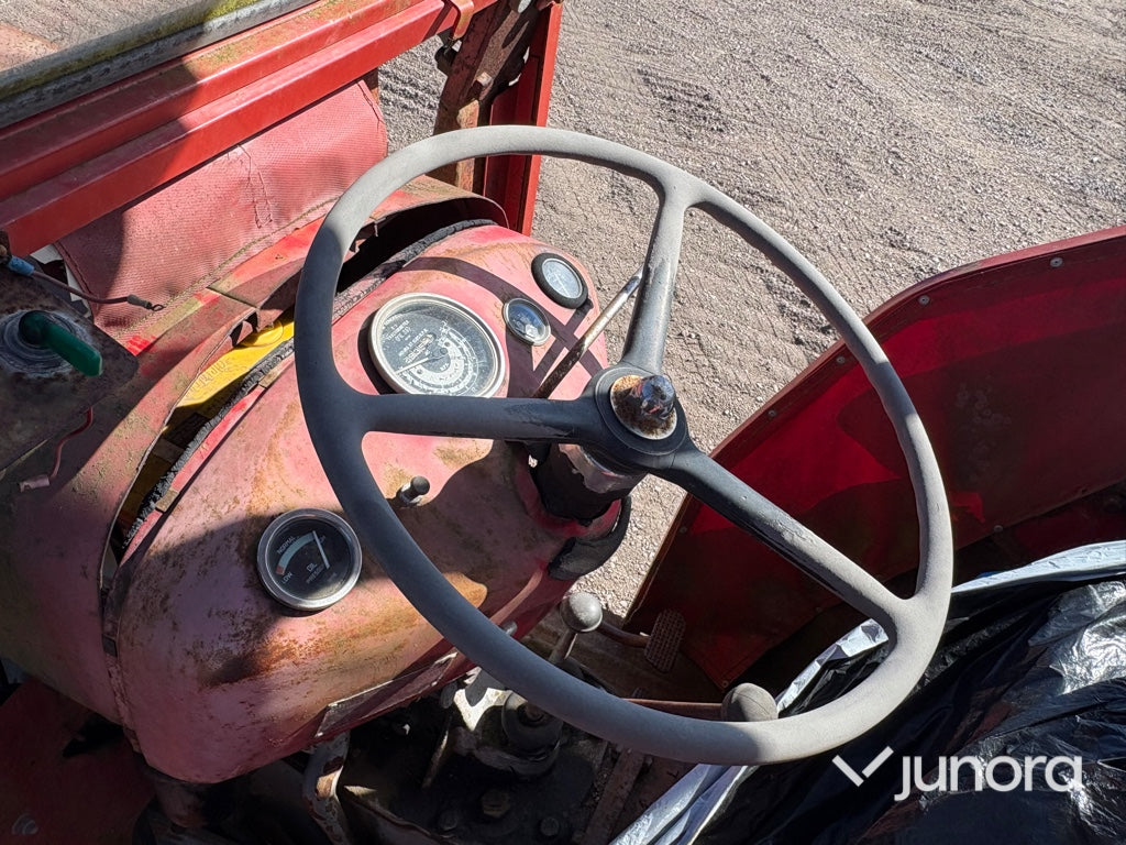 Traktor - Massey Ferguson, MF 35