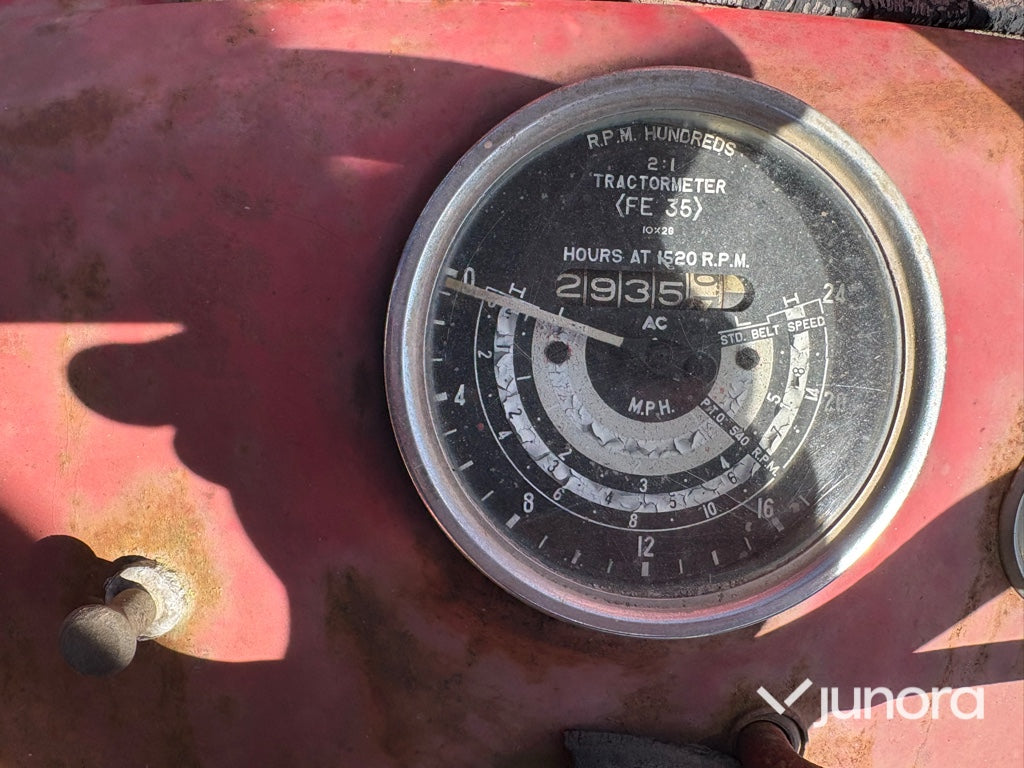Traktor - Massey Ferguson, MF 35