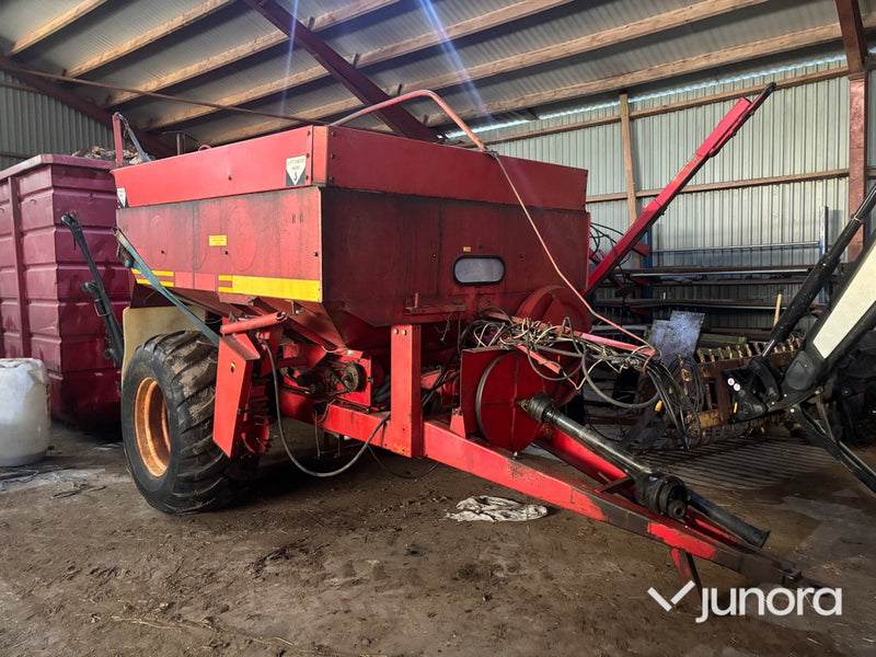 Gödningspridare - Överum Tive 6012