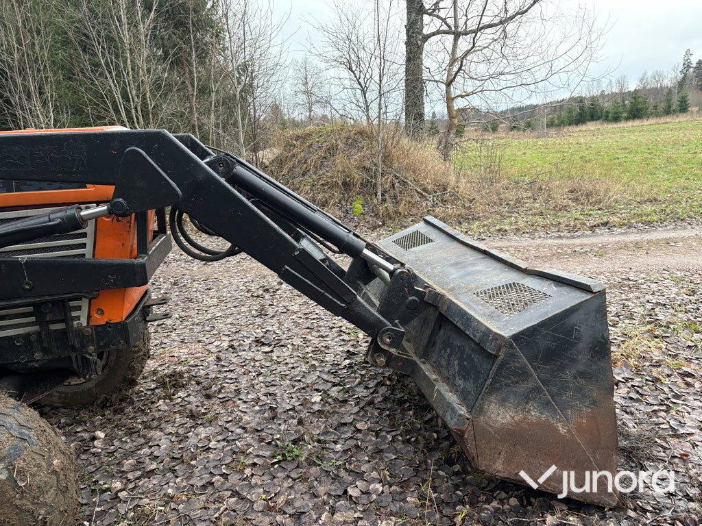 Traktor + Frontlastare - Ursus, C 385