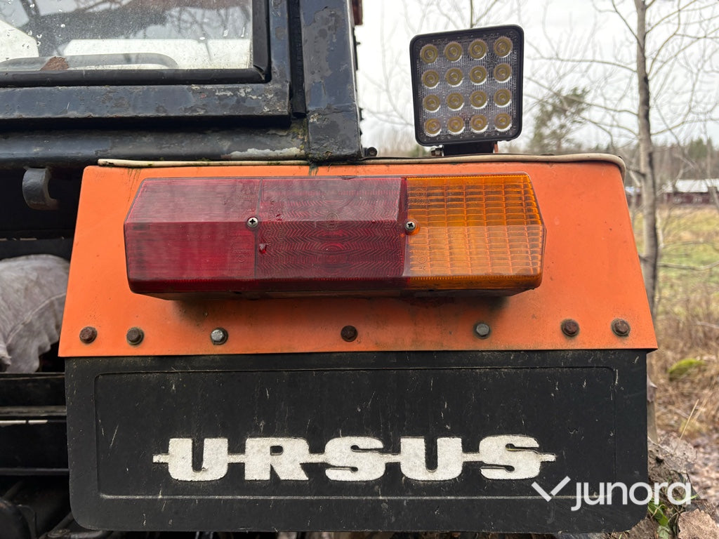 Traktor + Frontlastare - Ursus, C 385