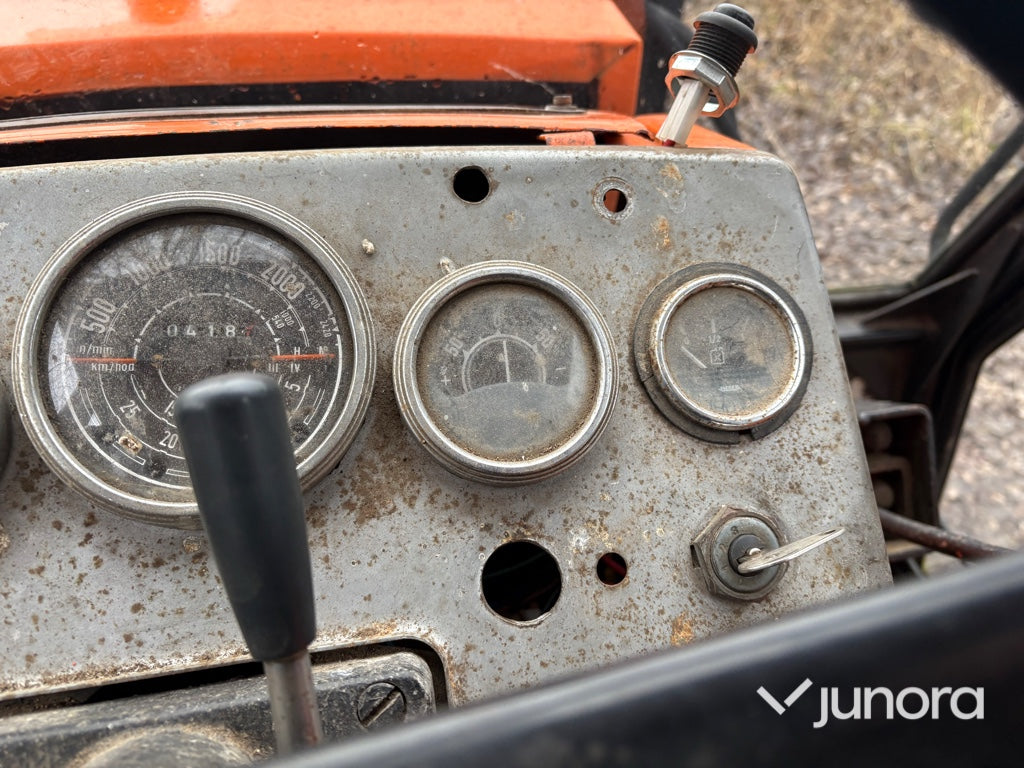 Traktor + Frontlastare - Ursus, C 385