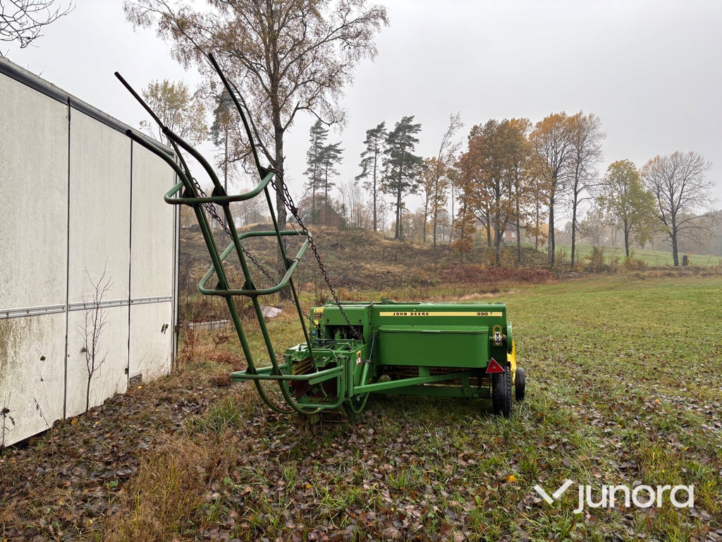 Hårdpress John Deere 330