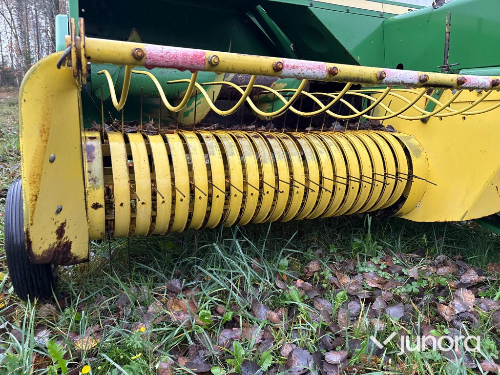Hårdpress John Deere 330