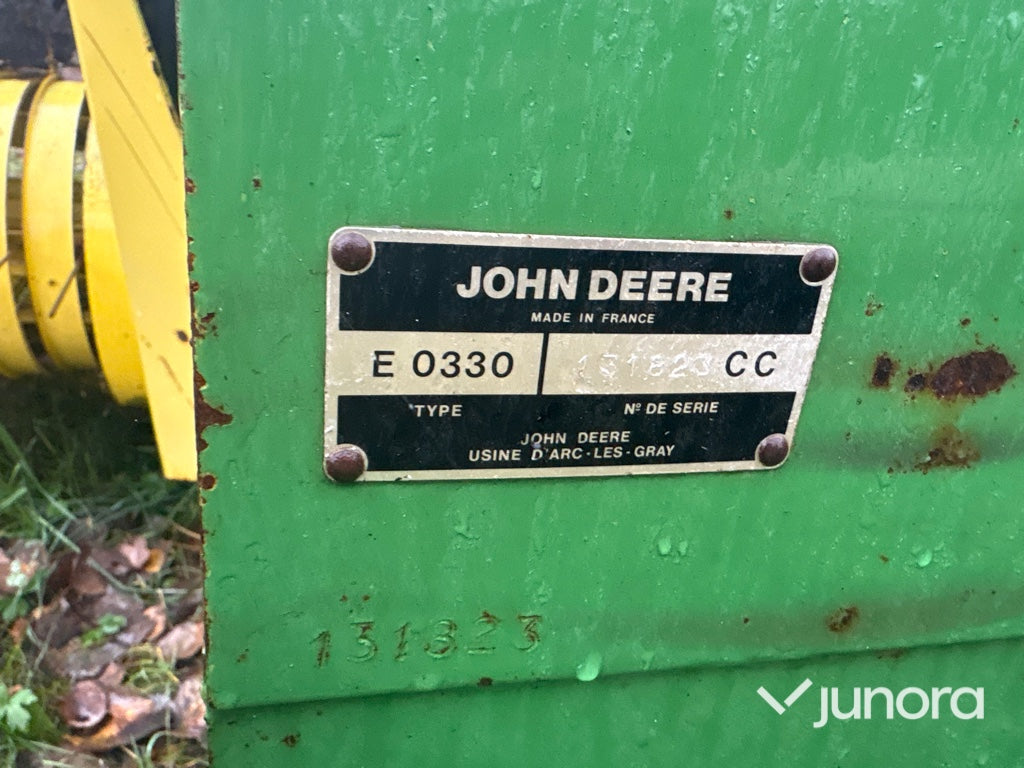 Hårdpress John Deere 330