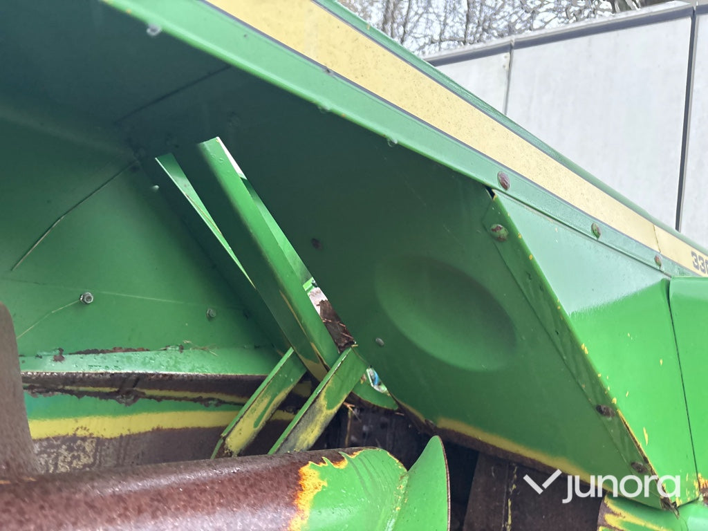 Hårdpress John Deere 330
