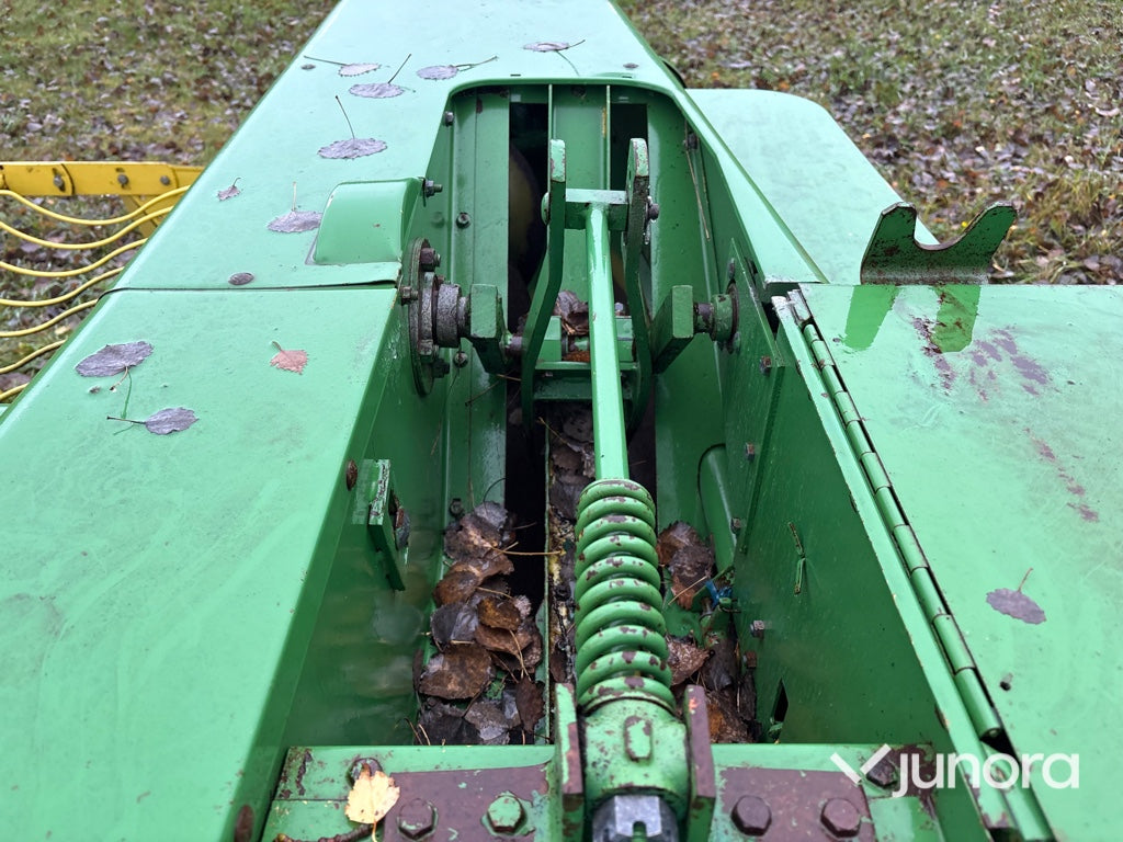 Hårdpress John Deere 330