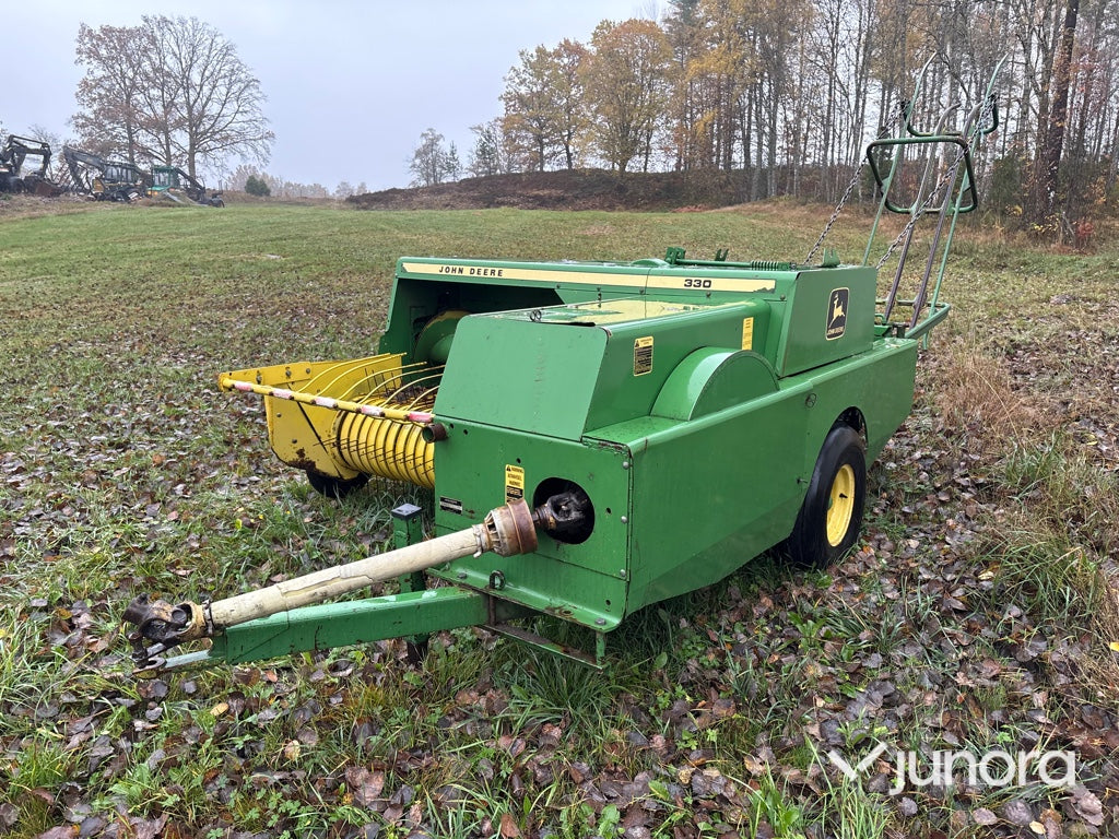 Hårdpress John Deere 330