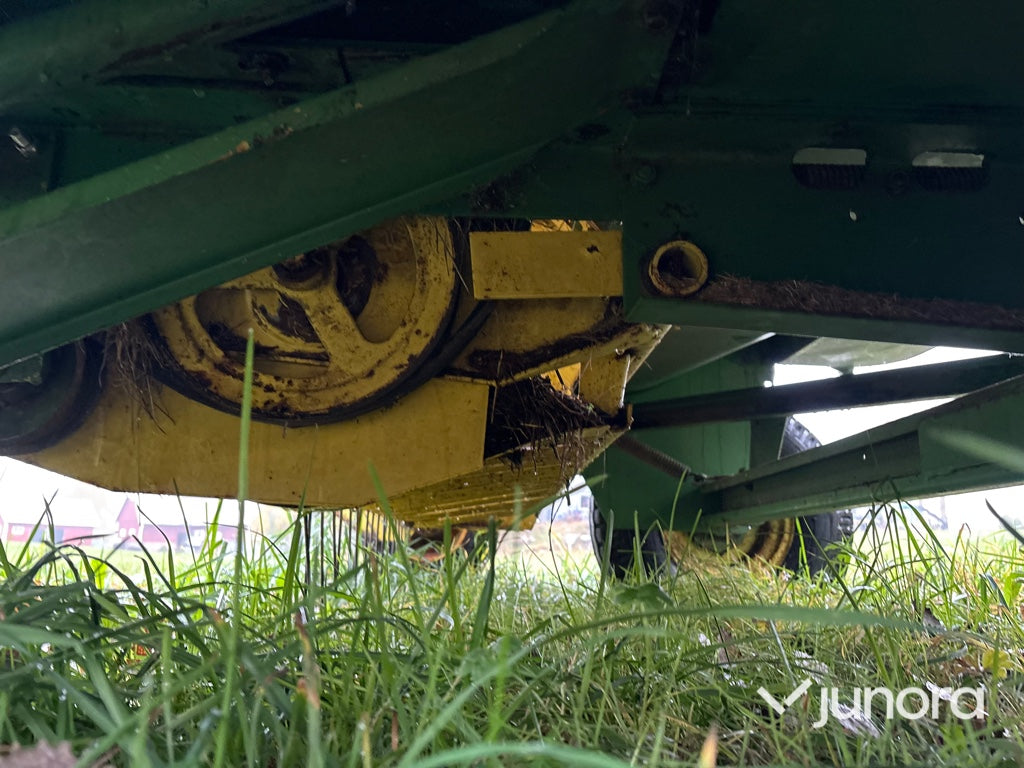 Hårdpress John Deere 330
