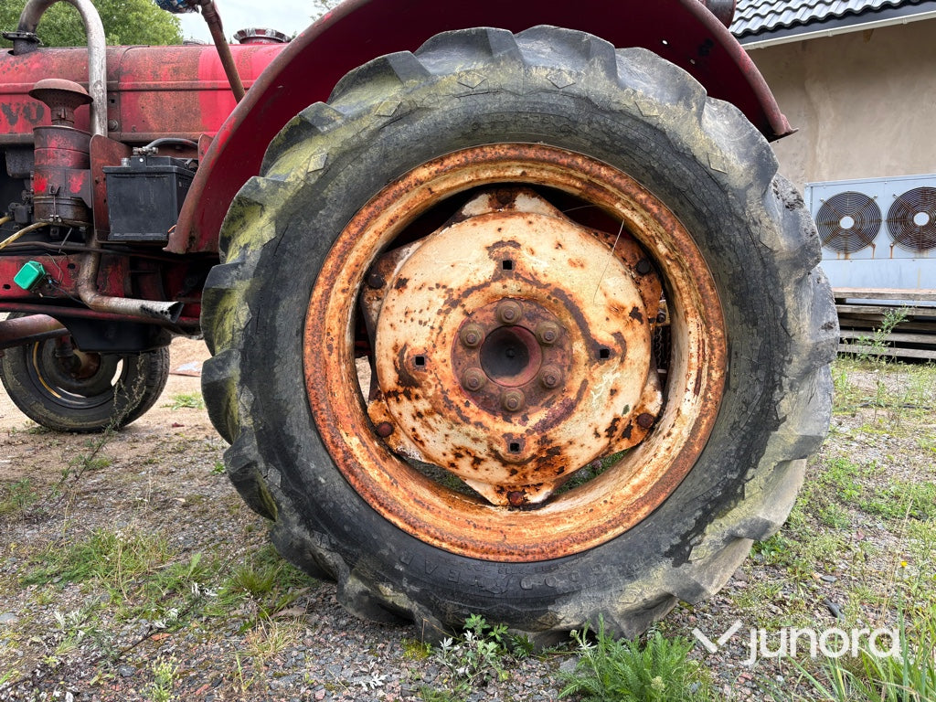 Traktor Volvo T22