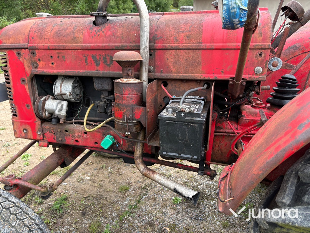 Traktor Volvo T22