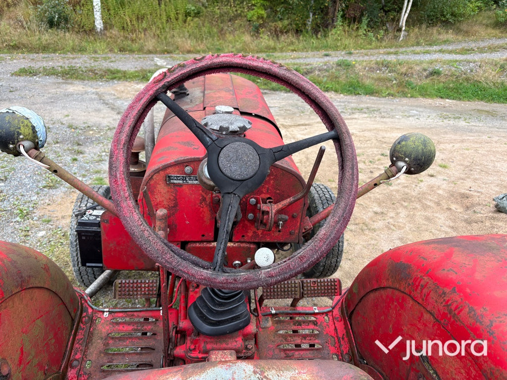 Traktor Volvo T22