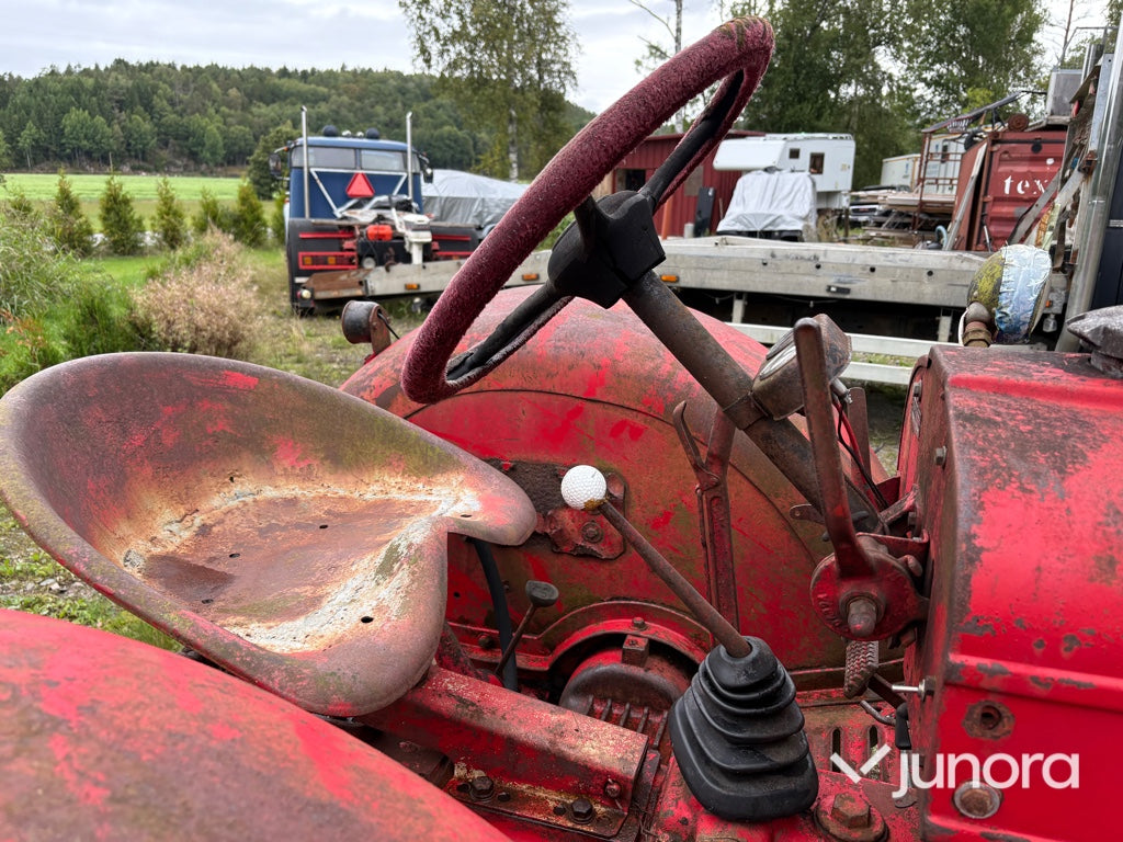 Traktor Volvo T22