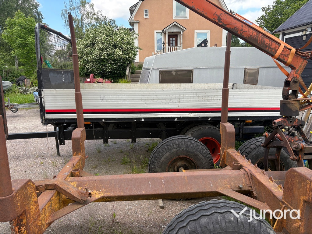 Flakvagn  - Med fastflak