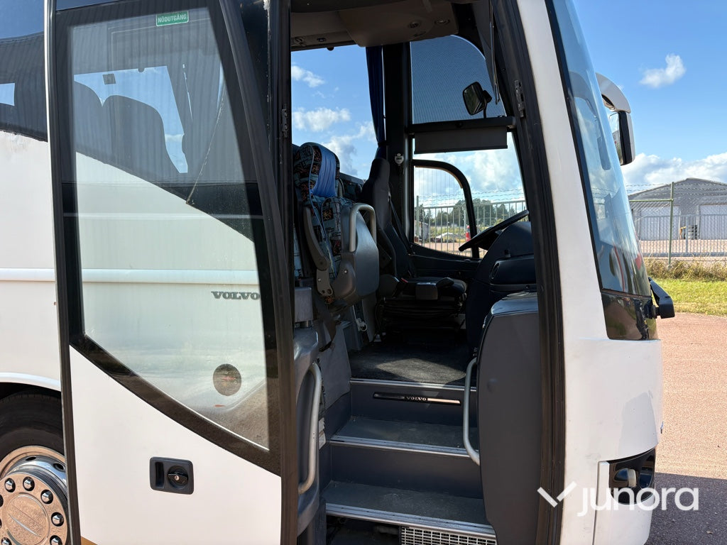 Buss - Volvo B12M 6x2