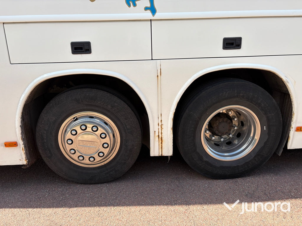 Buss - Volvo B12M 6x2